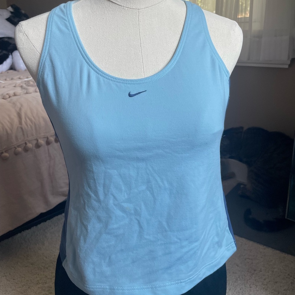 Nike running top